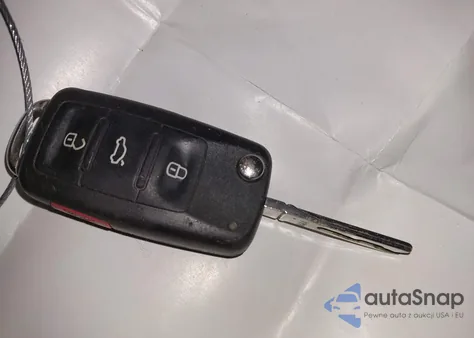 2012 Volkswagen Jetta 2.5L Se z USA, uszkodzony, nr VIN 3VWDP7AJ8CM323823